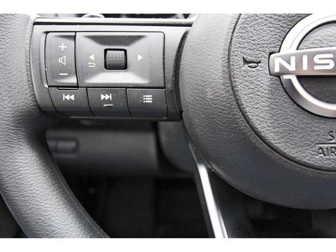 Certified 2024 Nissan Pathfinder S image 15