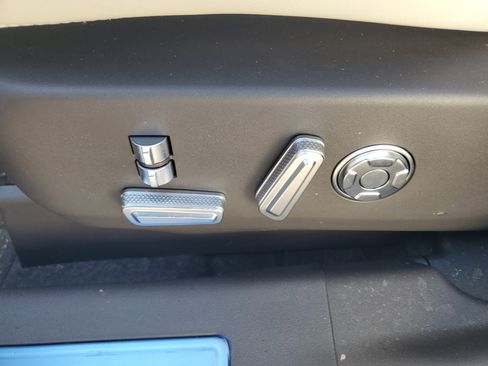 New 2026 Lincoln Nautilus Black Label image 12