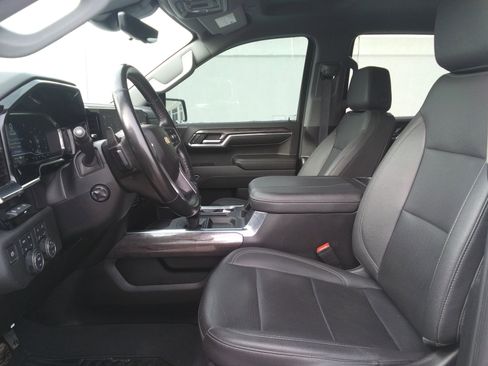 Used 2023 Chevrolet Silverado 1500 LTZ w/ Technology Package image 13