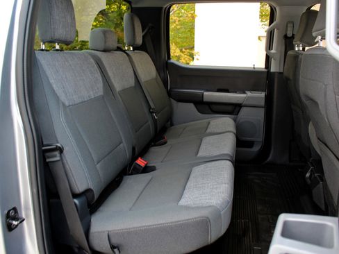 Used 2024 Ford F250 XLT image 35