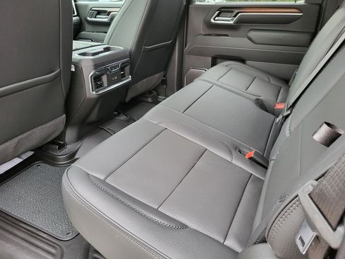 New 2025 GMC Sierra 2500 Denali w/ Denali Reserve Package image 37