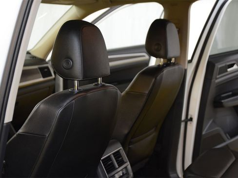 Used 2019 Volkswagen Atlas SE image 26