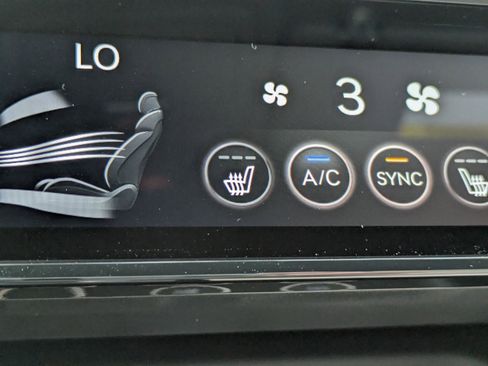 New 2026 Genesis G70 2.5T RWD image 19