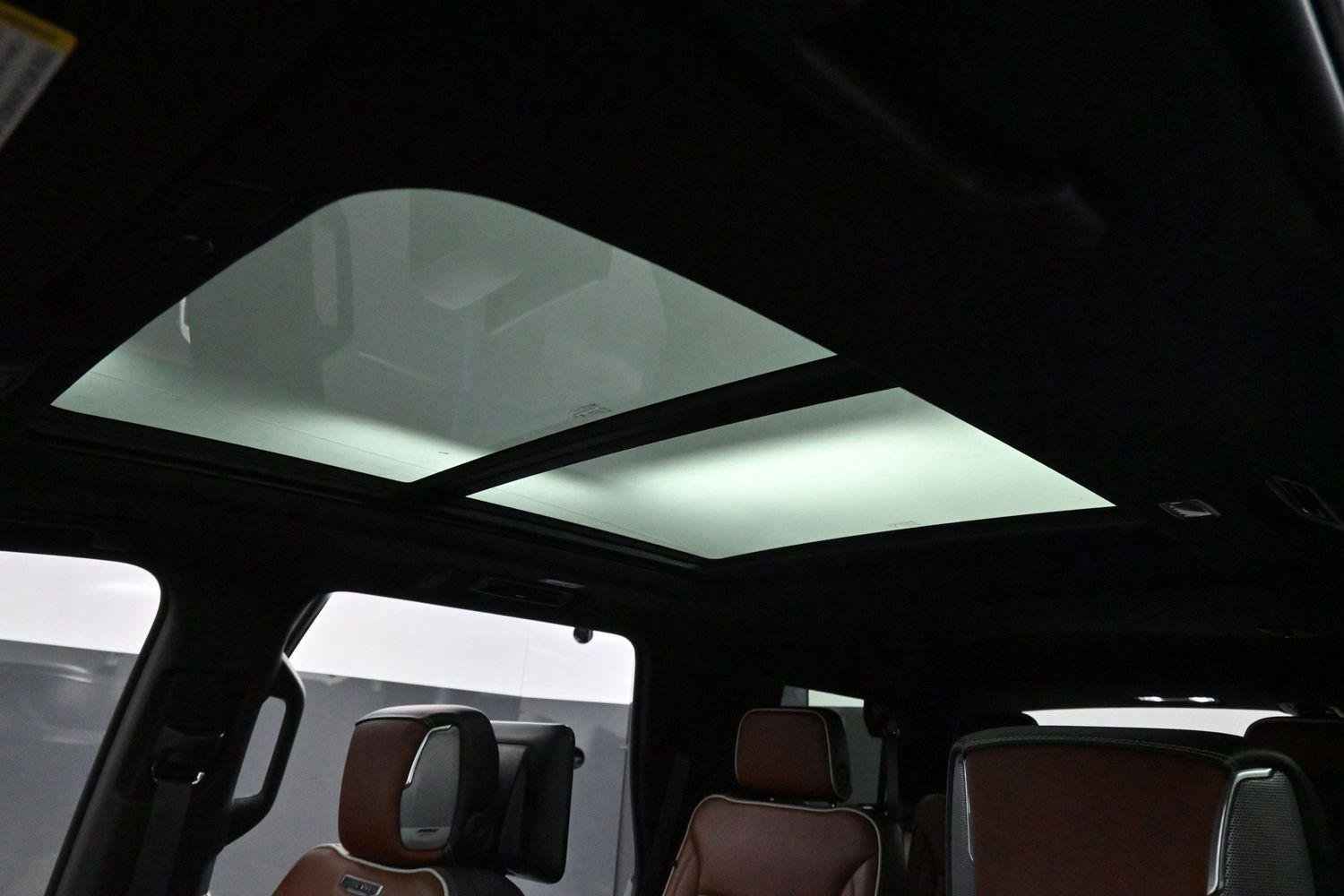 Used 2023 GMC Yukon Denali Ultimate AWD/4WD image 39