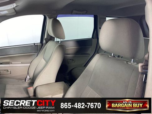 Used 2007 Jeep Grand Cherokee Laredo w/ Cargo Convenience Group image 10