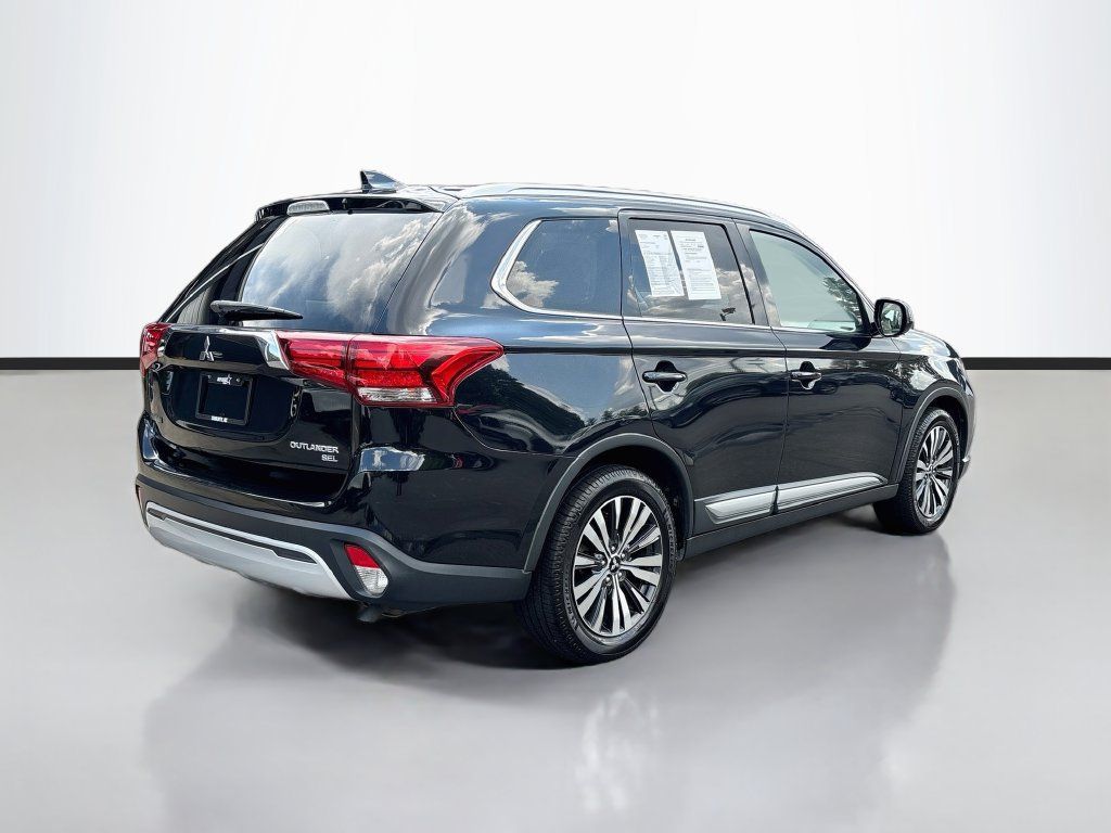 Used 2019 Mitsubishi Outlander SEL FWD image 7