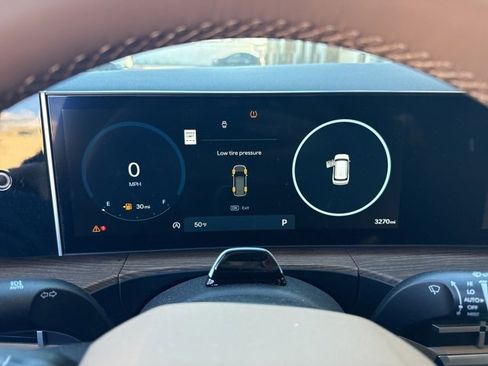 Used 2025 Hyundai Santa Fe Limited image 22