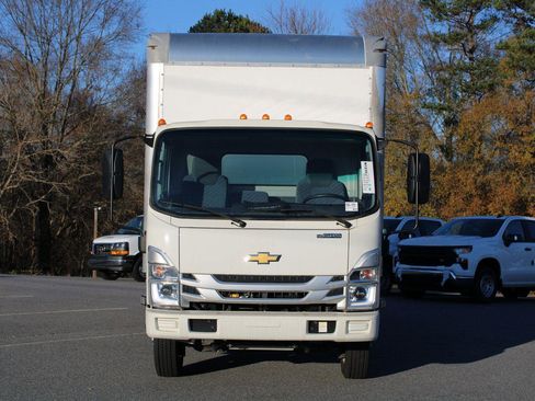 New 2024 Chevrolet Low Cab Forward image 2