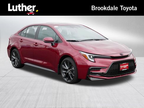 Certified 2025 Toyota Corolla XSE FWD image 1
