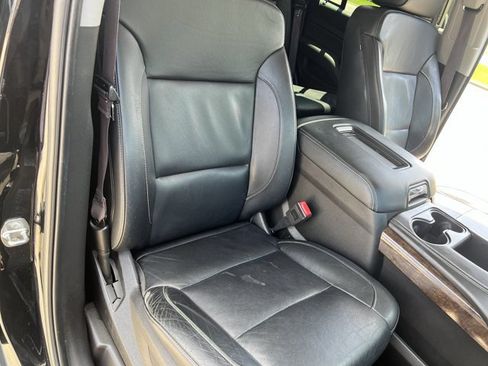 Used 2017 Chevrolet Tahoe LT AWD/4WD image 29