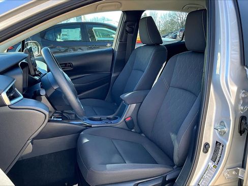 Used 2023 Toyota Corolla LE image 7