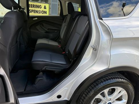Used 2019 Ford Escape SE AWD/4WD image 28