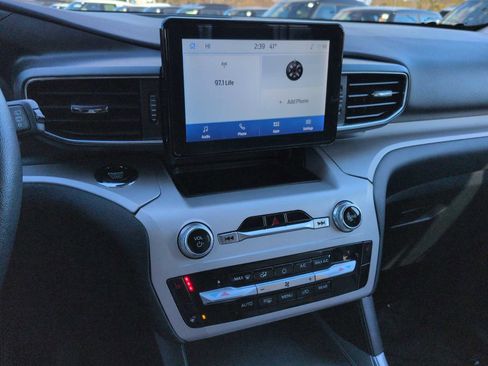 Used 2023 Ford Explorer XLT w/ Equipment Group 202A image 28