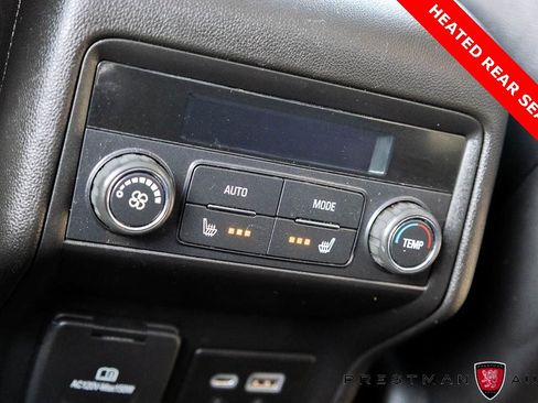 Used 2023 GMC Acadia Denali w/ Denali Ultimate Package image 7