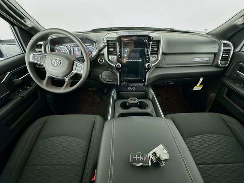 New 2026 RAM 2500 Big Horn AWD/4WD image 9