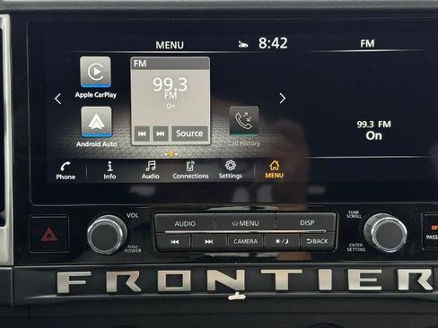 Certified 2025 Nissan Frontier SV RWD image 28