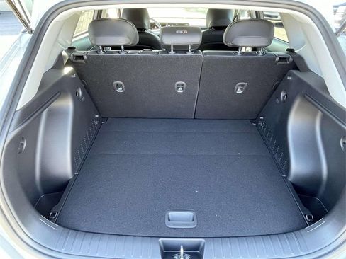 New 2026 Hyundai Kona SEL Premium image 8