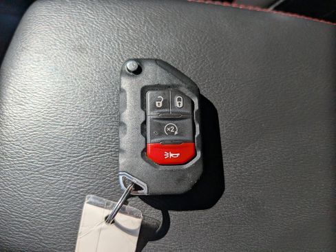 Used 2020 Jeep Wrangler Unlimited Rubicon image 32