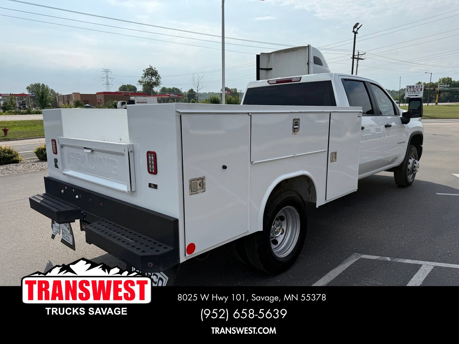 Used 2025 Chevrolet Silverado 3500 W/T AWD/4WD image 13