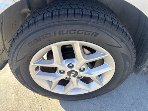 Used 2021 Kia Soul S image 11