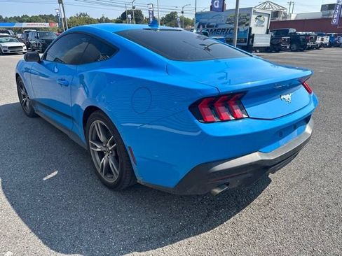 Used 2024 Ford Mustang Coupe RWD image 7