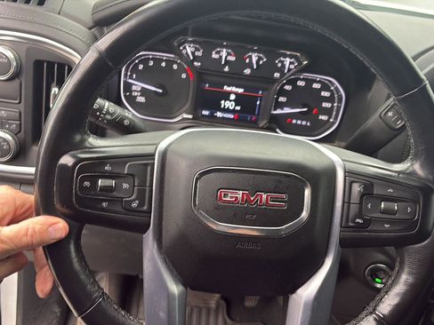 Used 2020 GMC Sierra 1500 SLE w/ SLE Value Package image 15