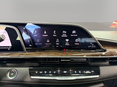 Used 2021 Cadillac Escalade Sport Platinum w/ LPO, ONYX Package AWD/4WD image 25