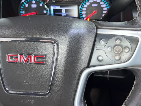 Used 2017 GMC Yukon SLE w/ SLE Value Package image 38