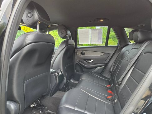 Used 2022 Mercedes-Benz GLC 300 4MATIC image 15