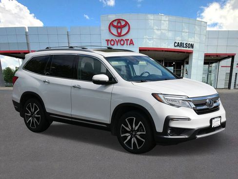 Used 2022 Honda Pilot Touring image 2