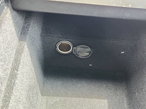 Used 2025 Tesla Model 3 Long Range RWD image 26