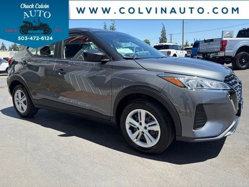 New 2025 Nissan Kicks Play S image 5