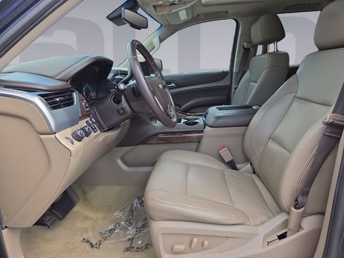 Used 2017 Chevrolet Suburban LT AWD/4WD image 10
