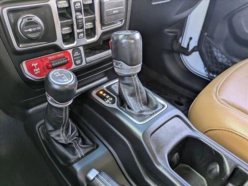 Used 2020 Jeep Gladiator Rubicon image 11