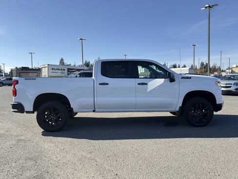 New 2026 Chevrolet Silverado 1500 LT Trail Boss w/ Convenience Package II AWD/4WD image 6