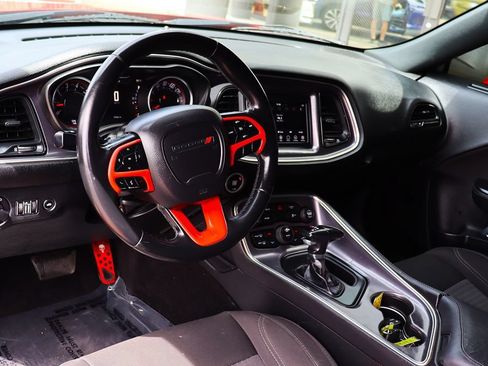 Used 2018 Dodge Challenger SXT RWD image 30