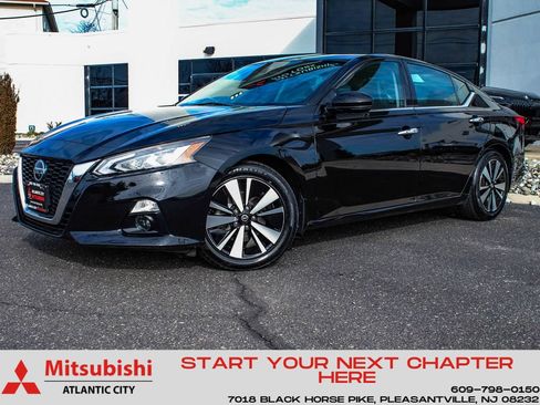 Used 2021 Nissan Altima 2.5 SL FWD image 1