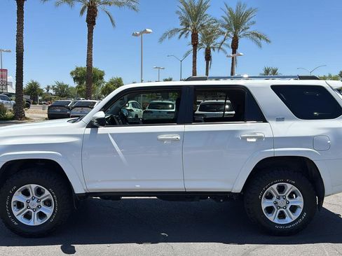 Used 2020 Toyota 4Runner SR5 image 4