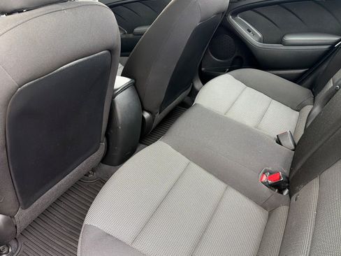 Used 2018 Kia Forte LX FWD image 13