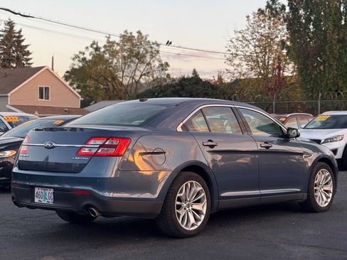 Used 2019 Ford Taurus Limited w/ Driver Assist Package image 4