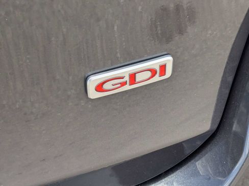 Used 2019 Kia Sorento FWD image 14