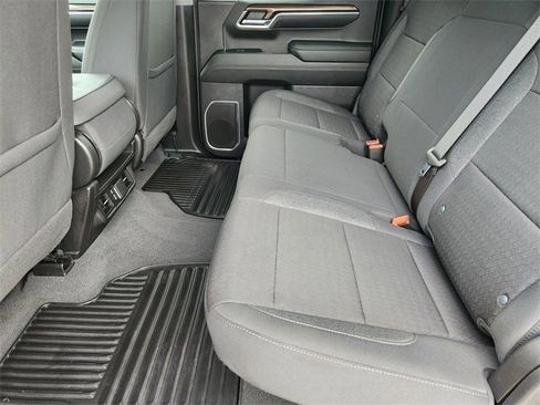 Used 2024 Chevrolet Silverado 1500 LT image 30