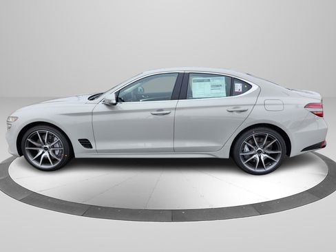 New 2026 Genesis G70 2.5T image 6