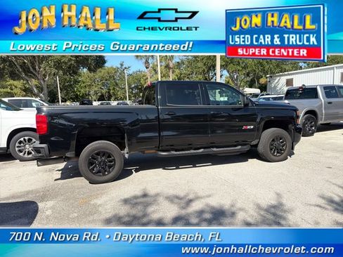 Used 2019 Chevrolet Silverado 2500 LT w/ Midnight Edition AWD/4WD image 9