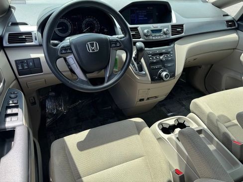 Used 2013 Honda Odyssey EX image 11