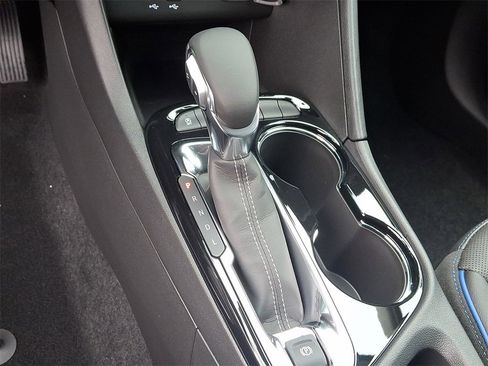 New 2026 Buick Encore GX Sport Touring image 7