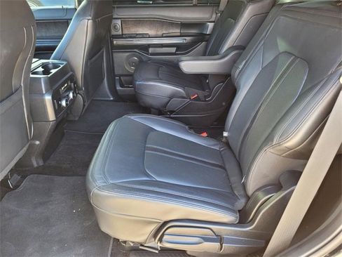 Used 2018 Ford Expedition Limited w/ Equipment Group 301A image 19