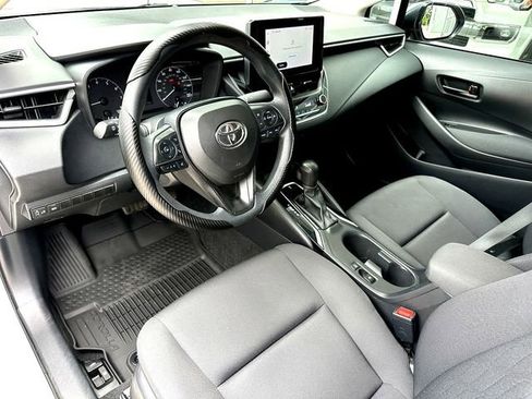 Used 2023 Toyota Corolla LE FWD image 13