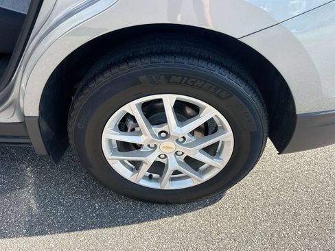 Used 2024 Chevrolet Equinox LS w/ LS Convenience Package FWD image 24