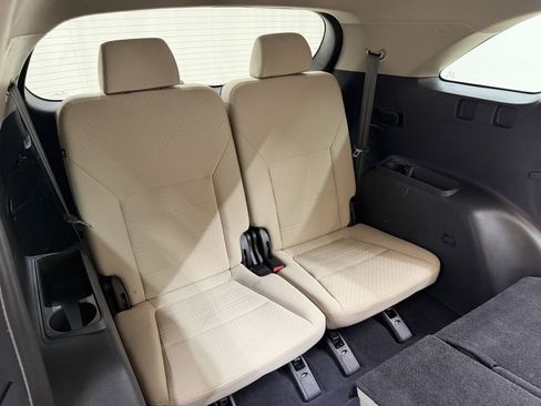 Used 2018 Kia Sorento LX image 13